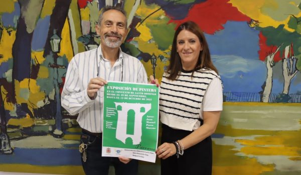 La delegada de Cultura, Rebeca Muñoz,junto a José Manuel Parra