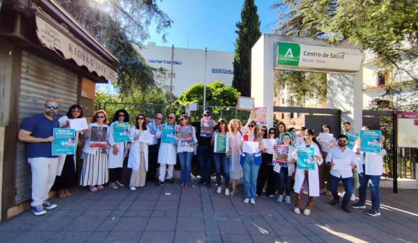 En nuestra ciudad, se ha convocado una concentración en el Centro de Salud Ronda Norte