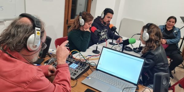 Tiene su sede en Benalauría y cuenta con el apoyo de diferentes administraciones y entidades.
