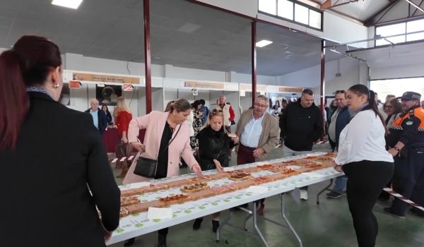 El Cerdito Andaluz y Panadería Ortipan se volverán a unir para crear una gran tostá.